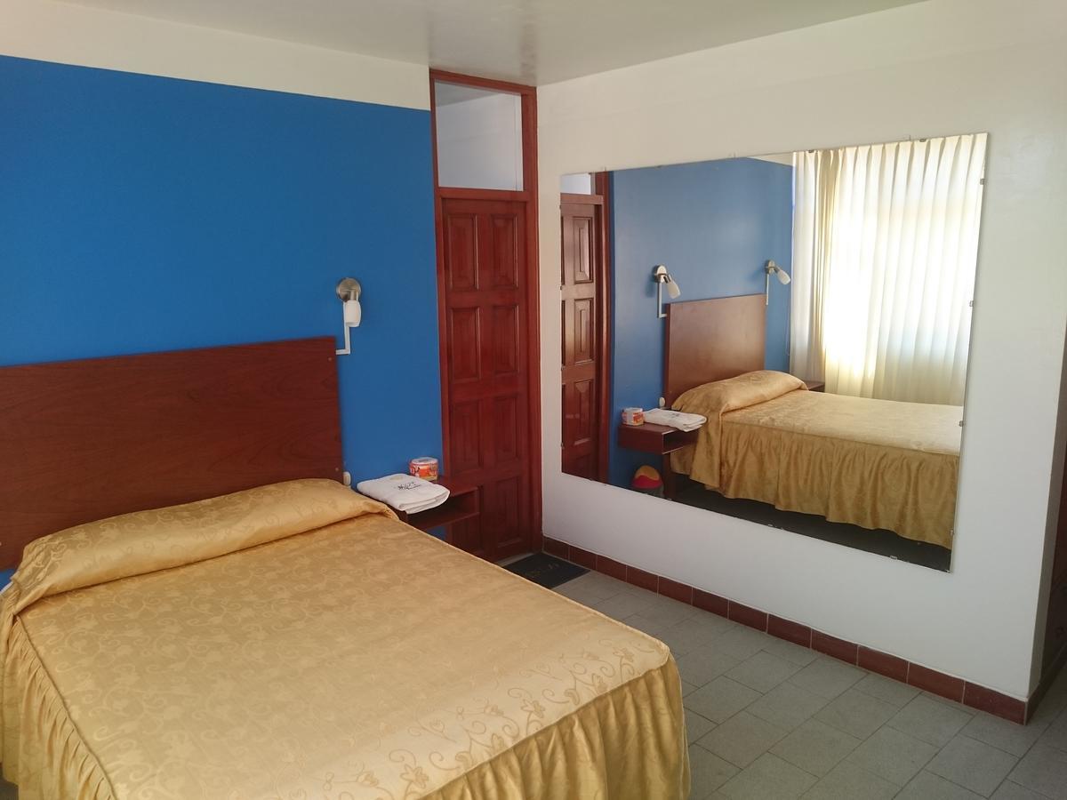 Hotel Cancun Jaen Bagian luar foto