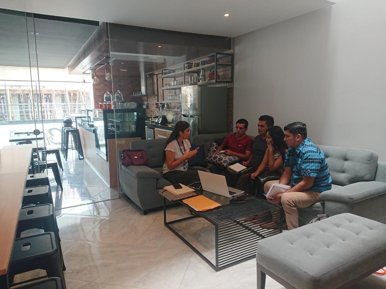 Hotel Cancun Jaen Bagian luar foto